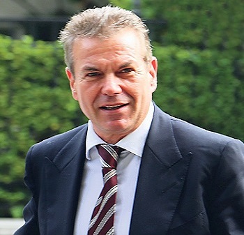 petropoulos350.jpg